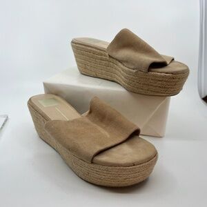 Gently Used Womens Dolce Vita Cream Suede Wedge Platform Slide 7 1/2M